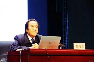甘肅省“慈善隴原 健心甘肅”科普行動(dòng)在蘭州現(xiàn)代職業(yè)學(xué)院?jiǎn)?dòng)，700余名師生共享心理服務(wù)“盛宴”